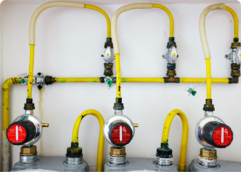 Gas distribution system with meters